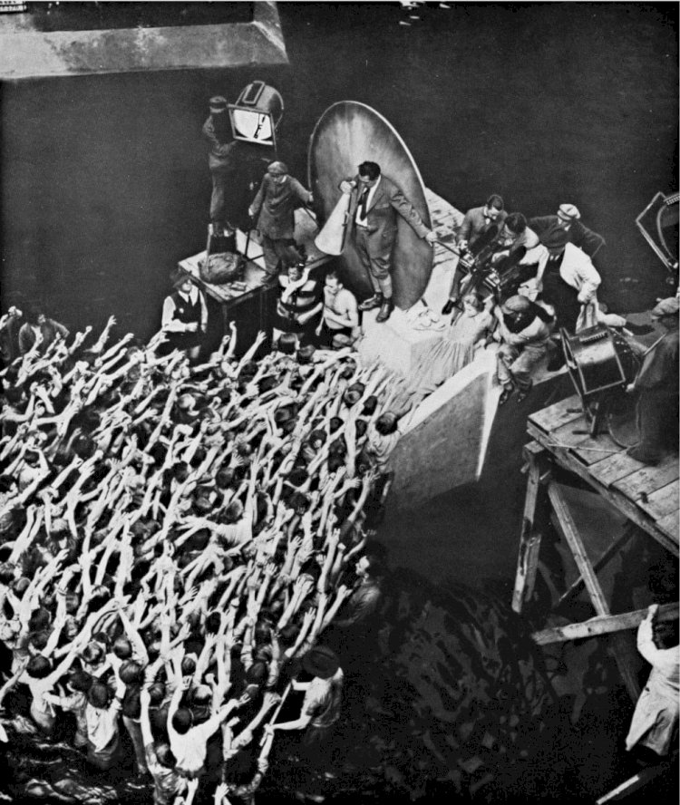 Fritz Lang’in “Metropolis” (1927) Filmi Üzerine