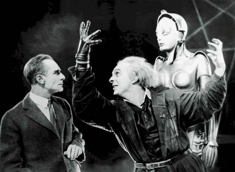 Fritz Lang’in “Metropolis” (1927) Filmi Üzerine